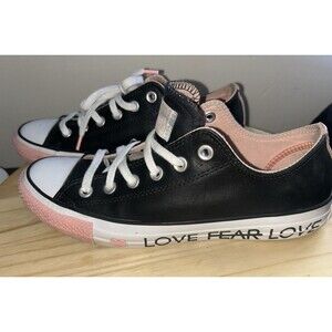 Converse All Stars Low Top Women’s  8 Leather “ Love The Progress” Black/pink